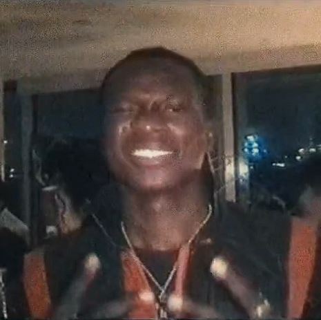 T.O.S • Filmadora retrô